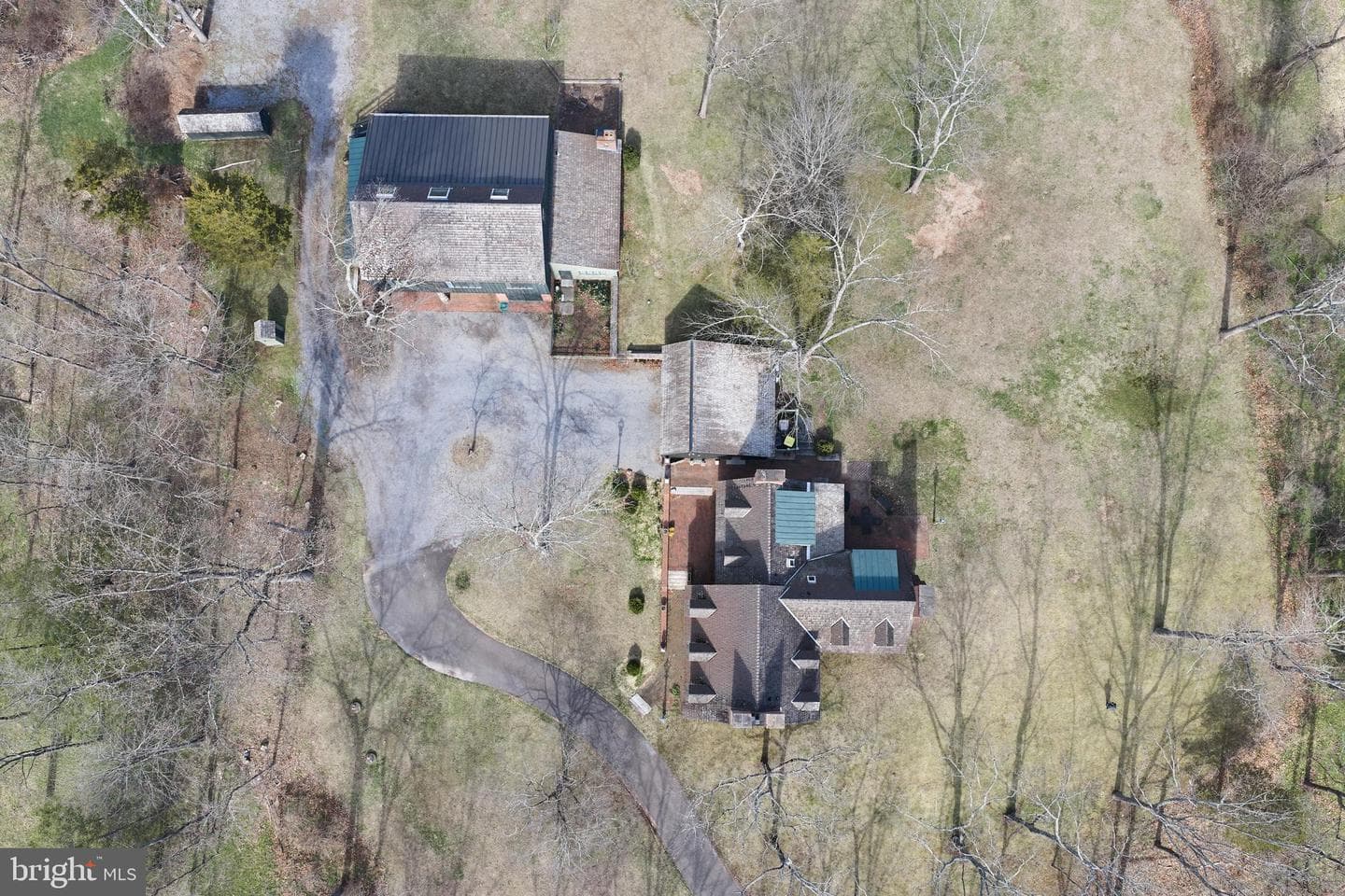 6049 Pidcock Creek Road photo 56