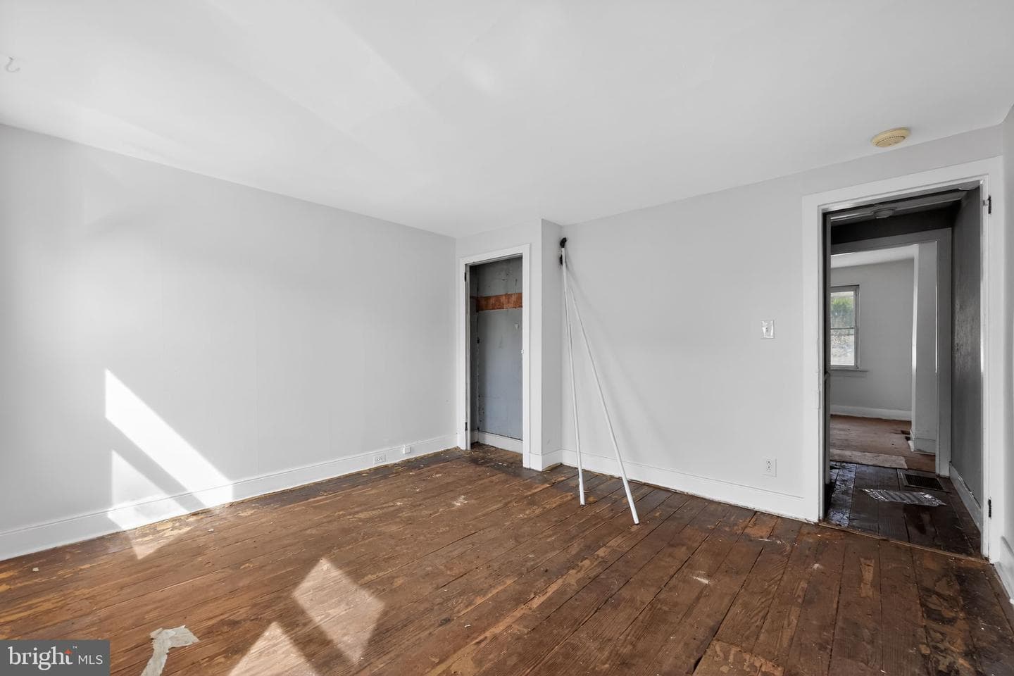 523 Swain Street photo 18