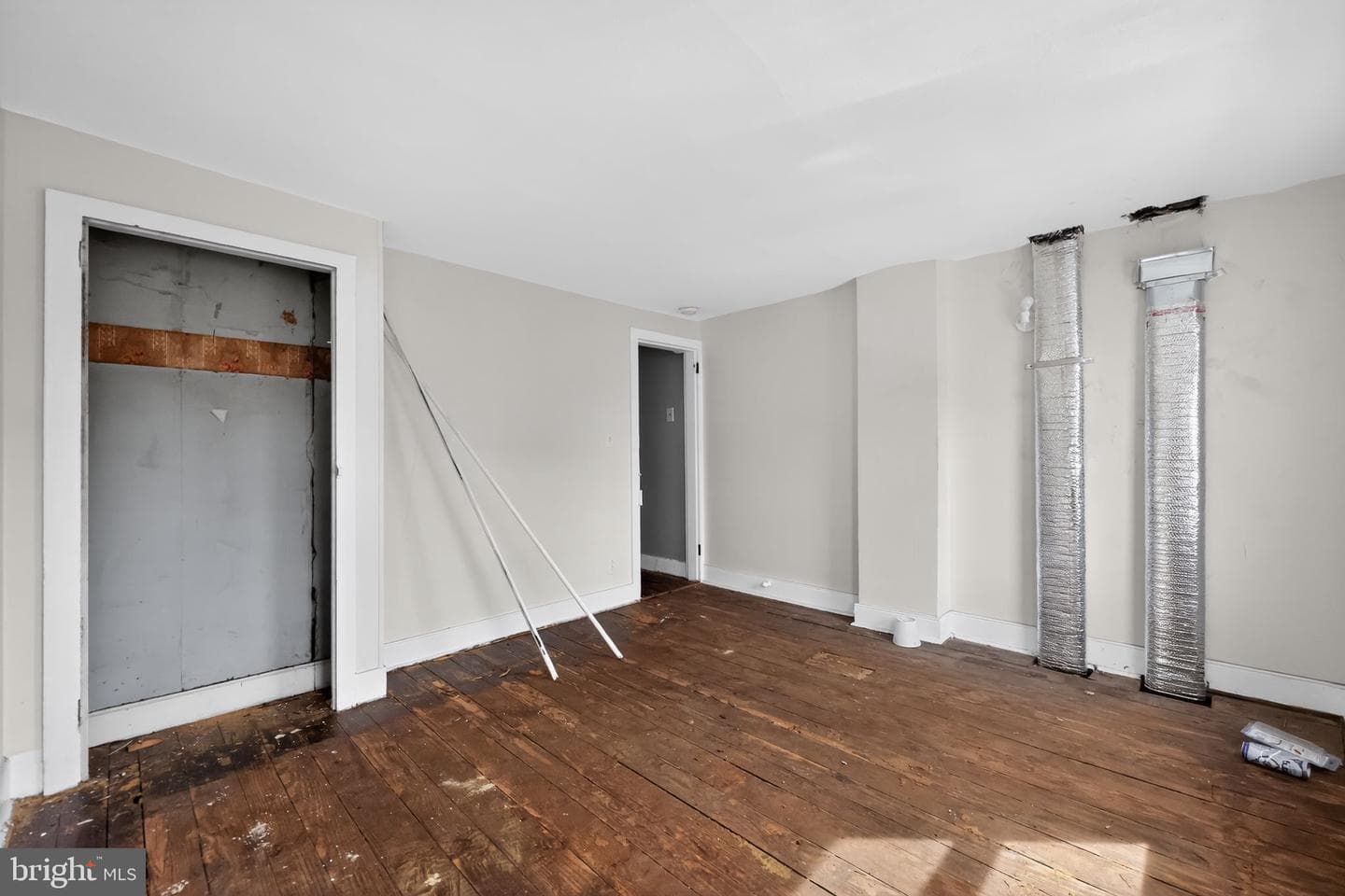 523 Swain Street photo 20