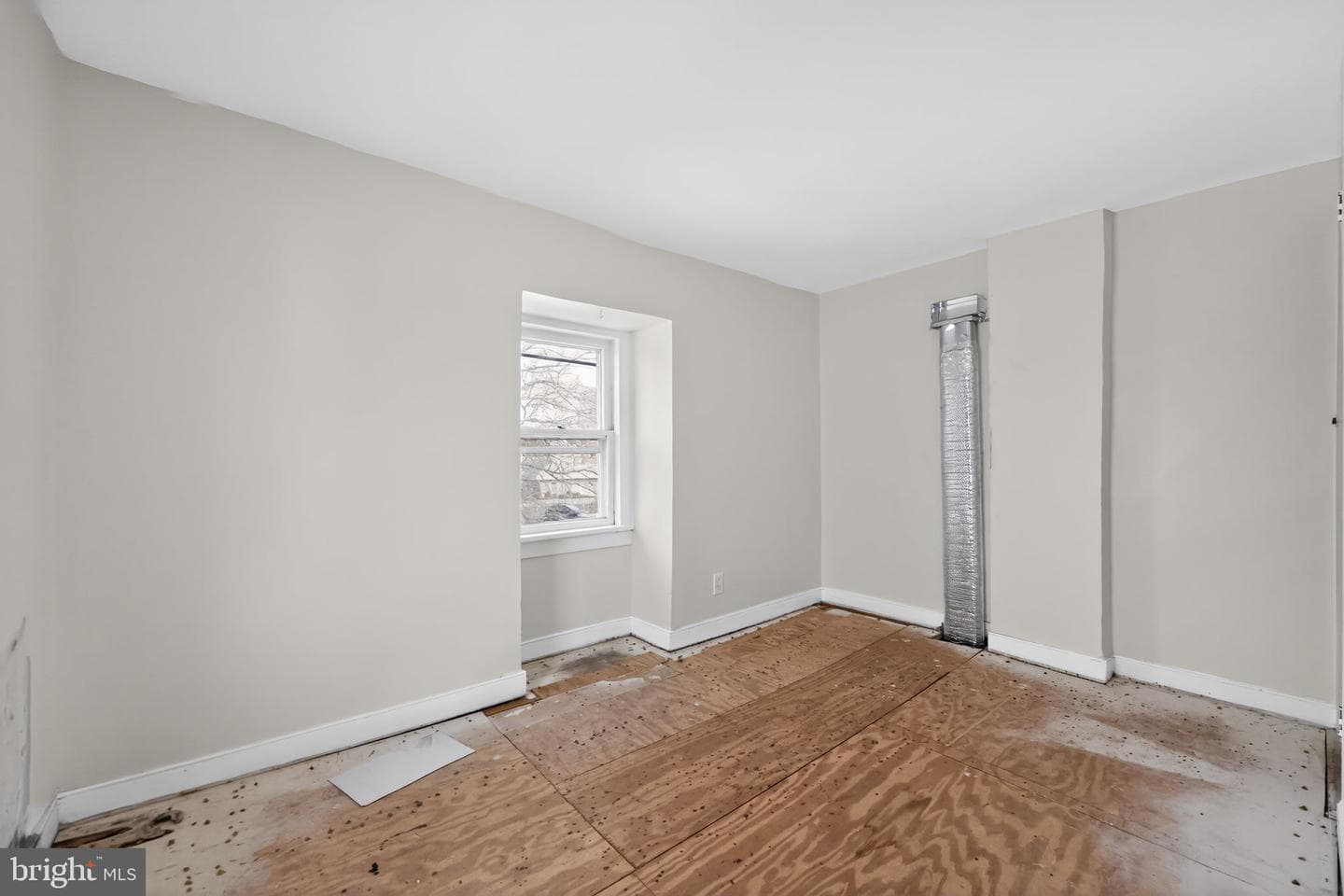523 Swain Street photo 22