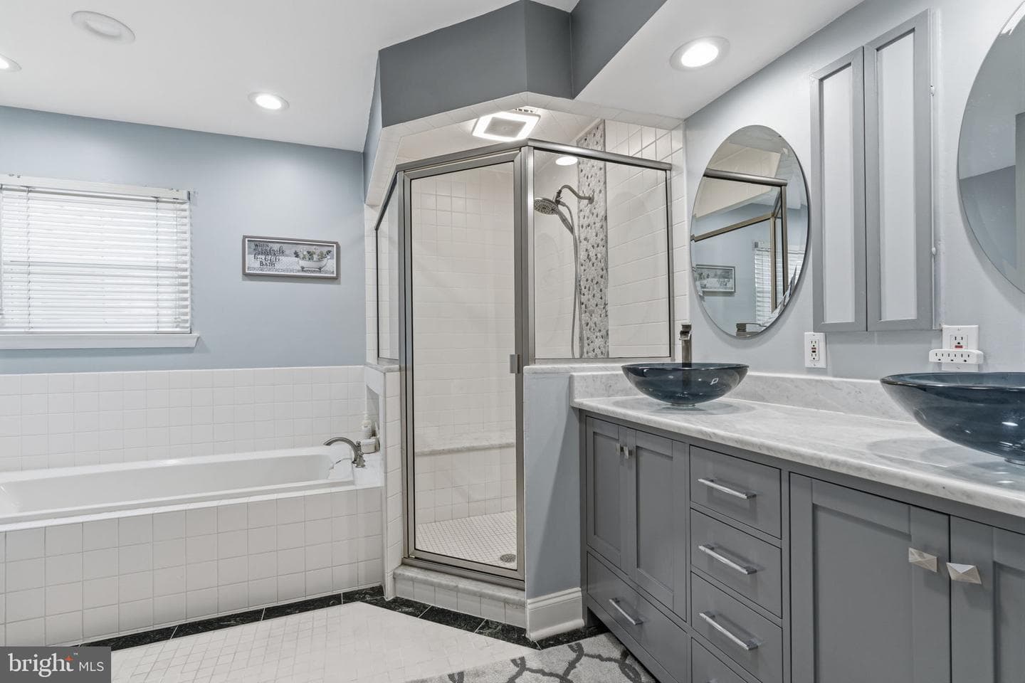 1560 Hummingbird Court photo 22