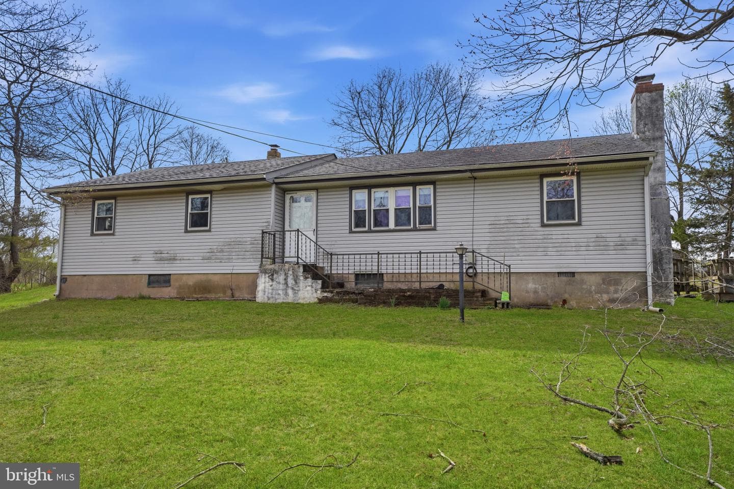 34 Aqueduct Road photo 2
