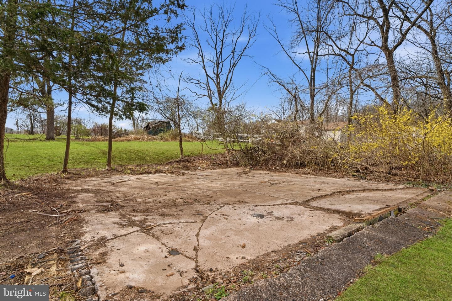 34 Aqueduct Road photo 21