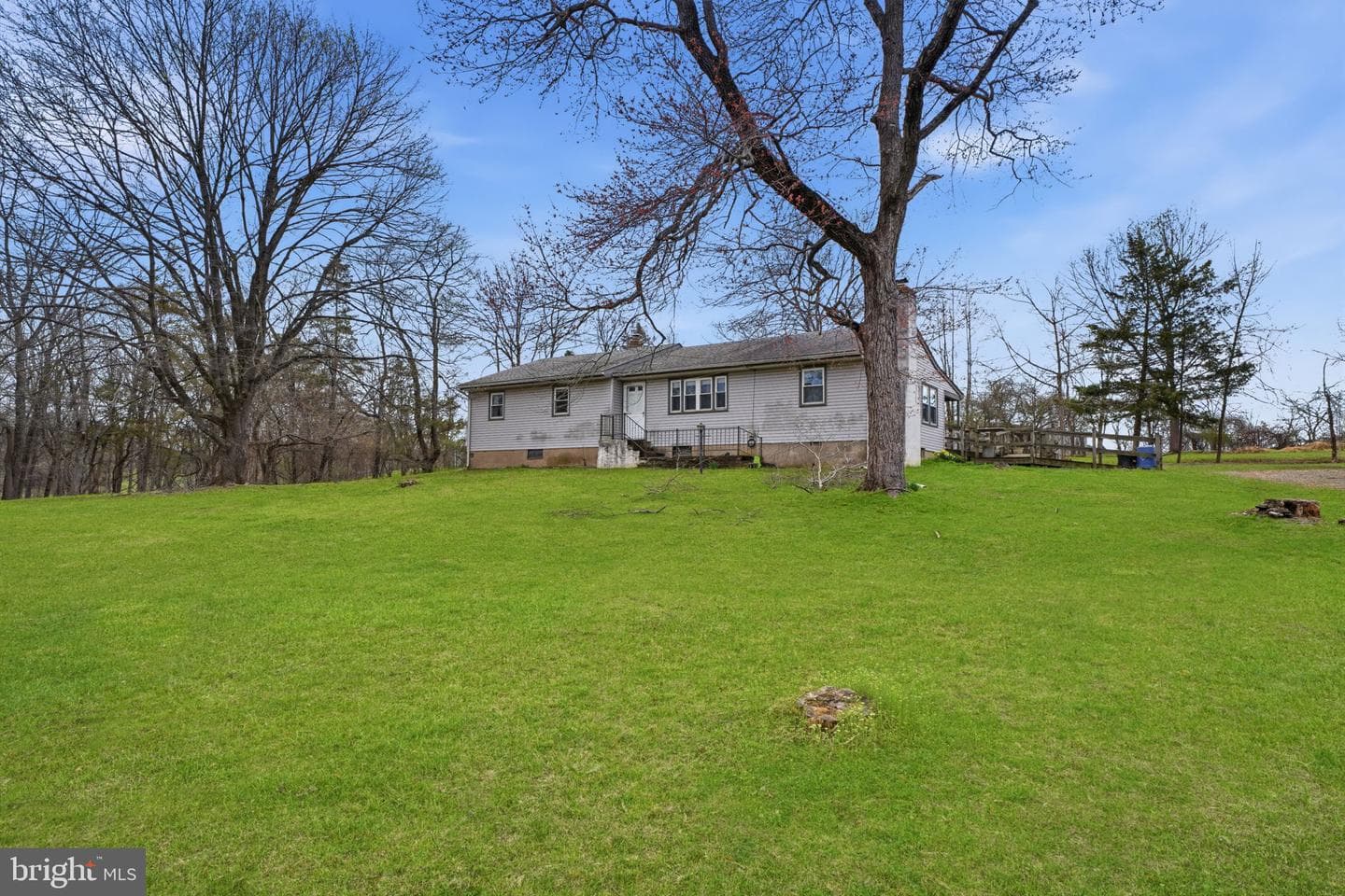 34 Aqueduct Road photo 24