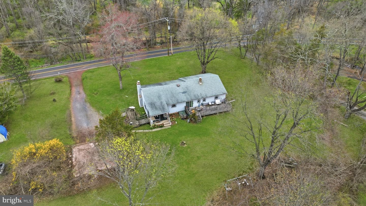 34 Aqueduct Road photo 6