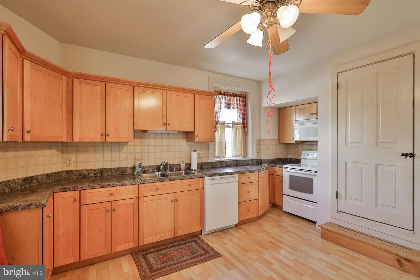 38 N Main Street photo 19