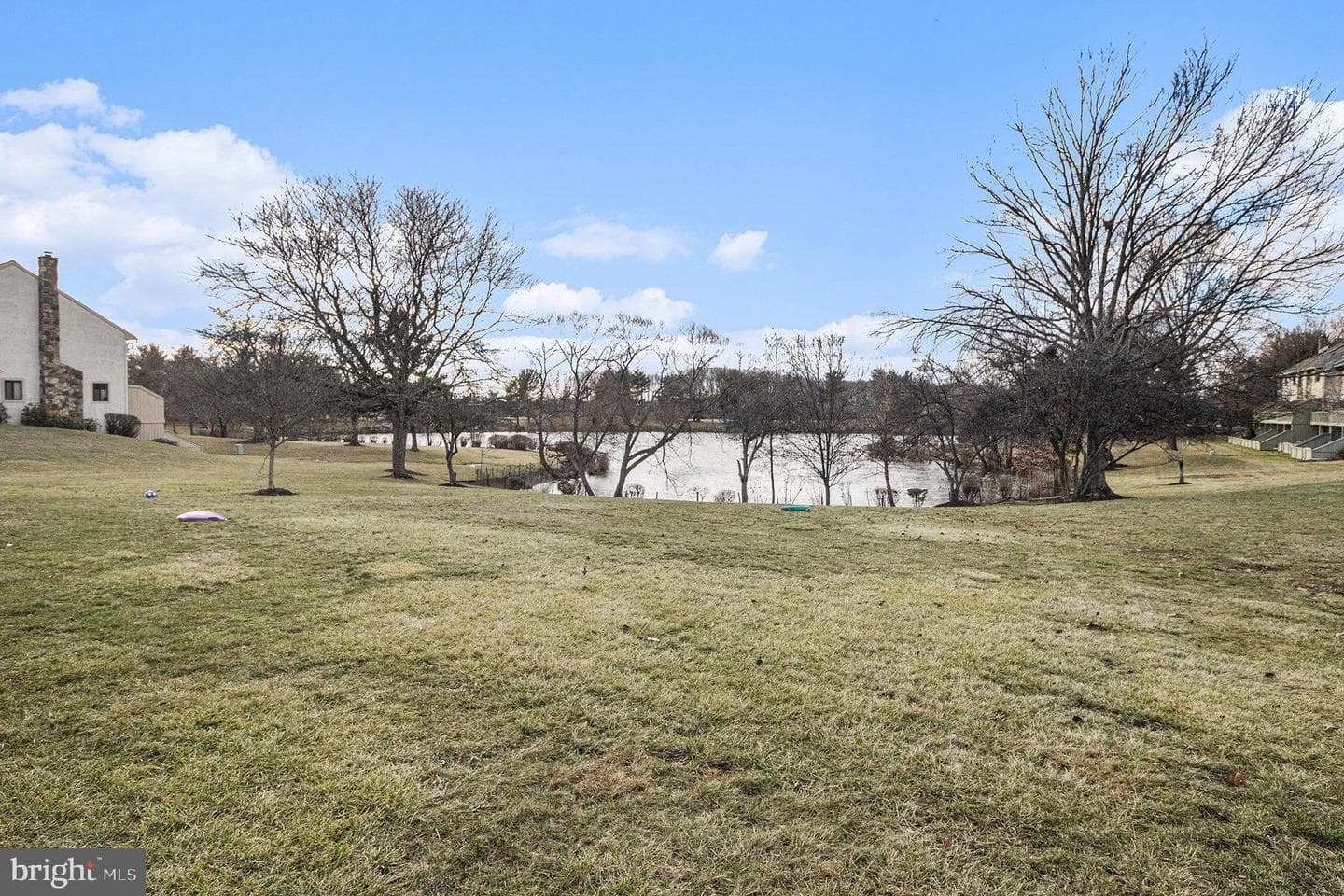 1620 Devon Court photo 21
