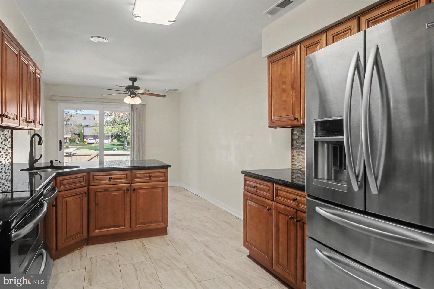 1620 Devon Court photo 32