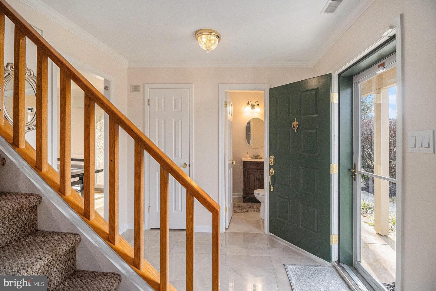 1620 Devon Court photo 5