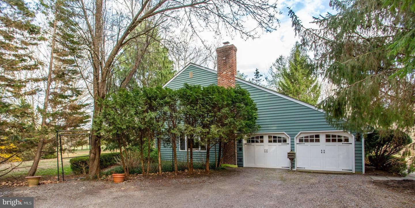 3022 Comfort Road photo 3