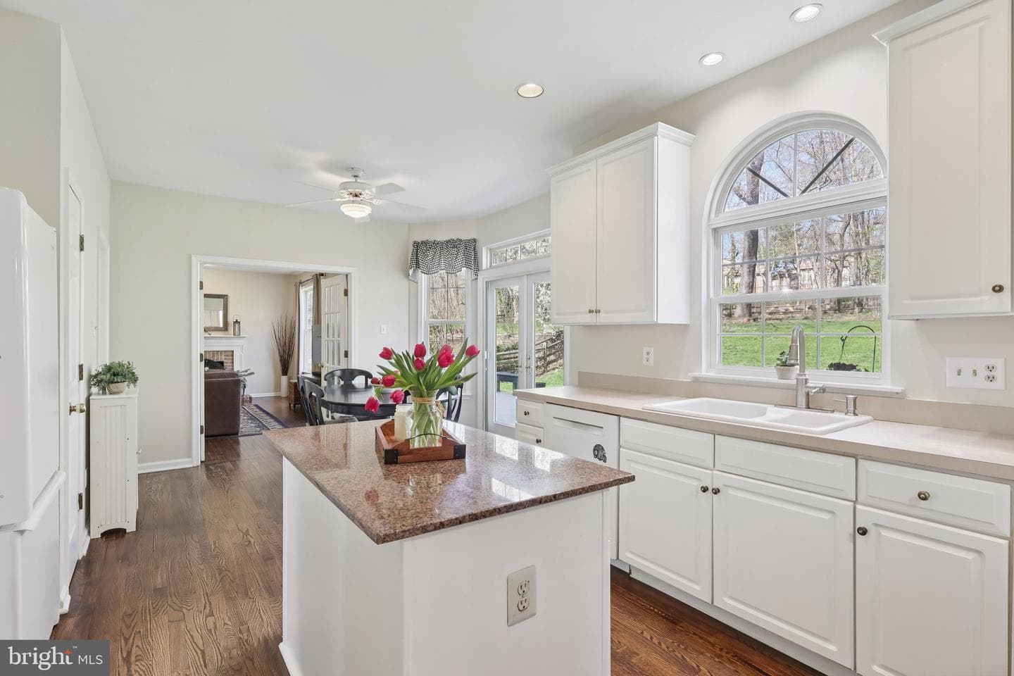 48 Steeplechase Drive photo 16