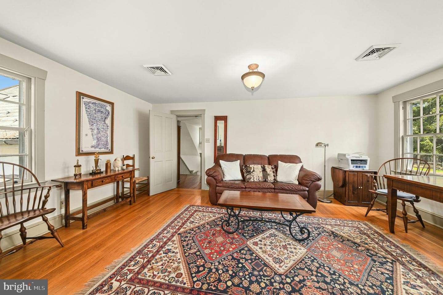 189 E Butler Avenue photo 33