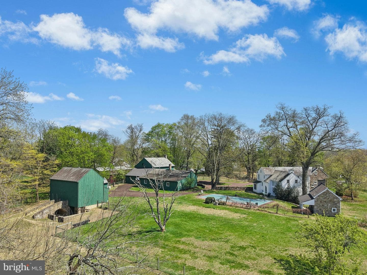 189 E Butler Avenue photo 63