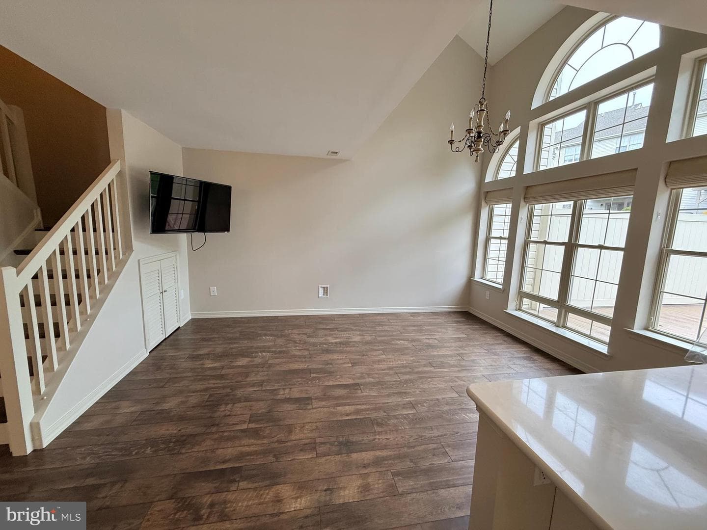 320 Wyndale Drive photo 12