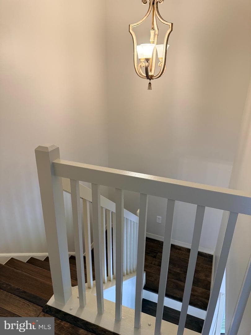 320 Wyndale Drive photo 36