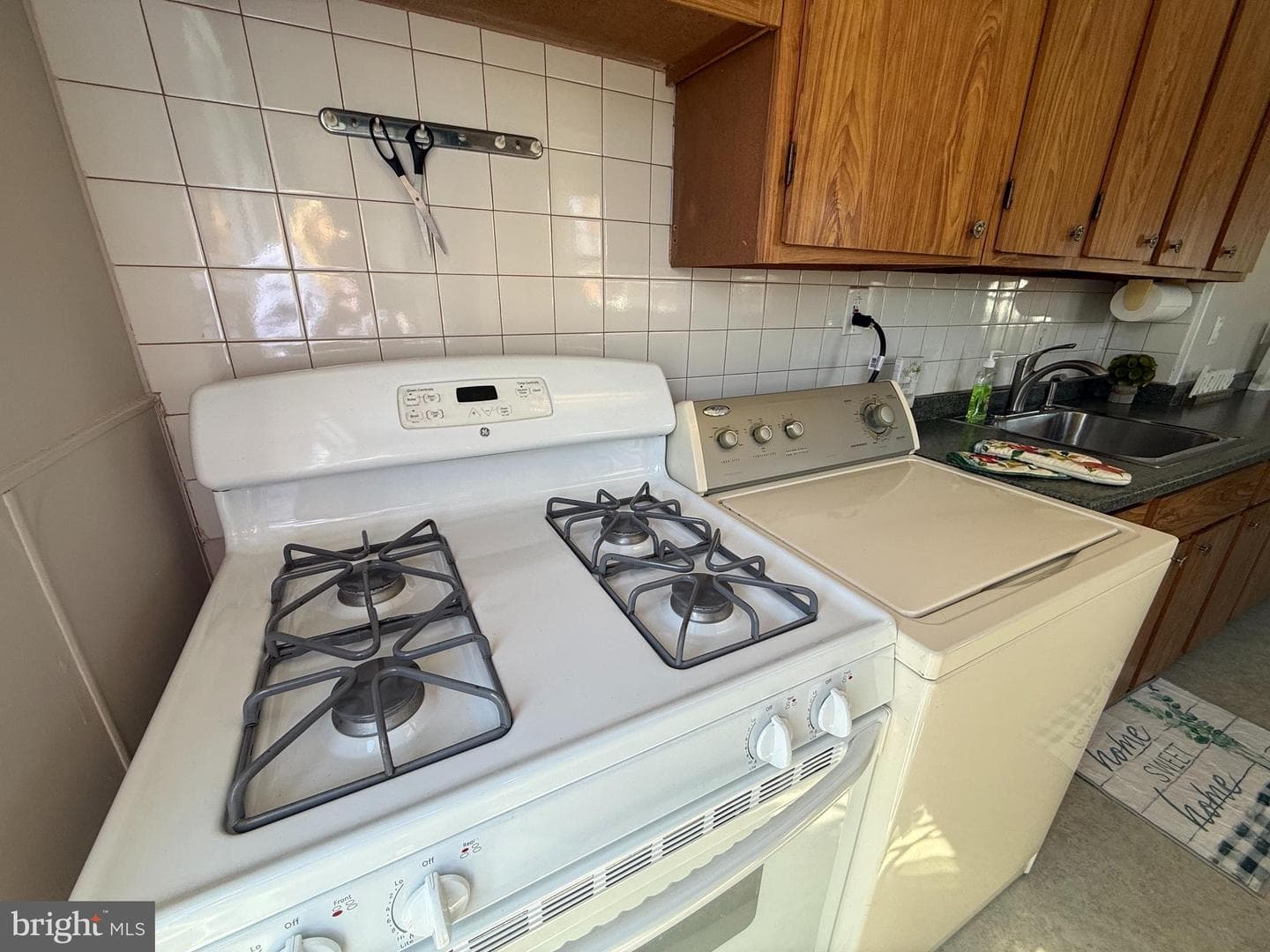 583 Arbor Road photo 9