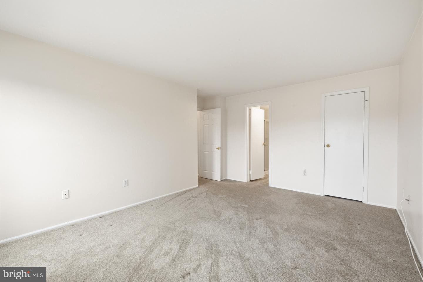 301 Society Place photo 14