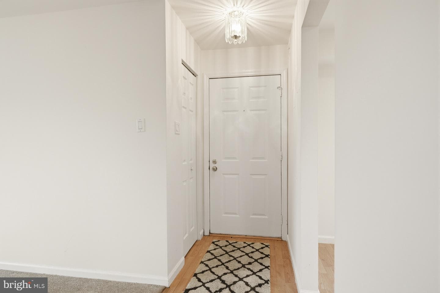 301 Society Place photo 2
