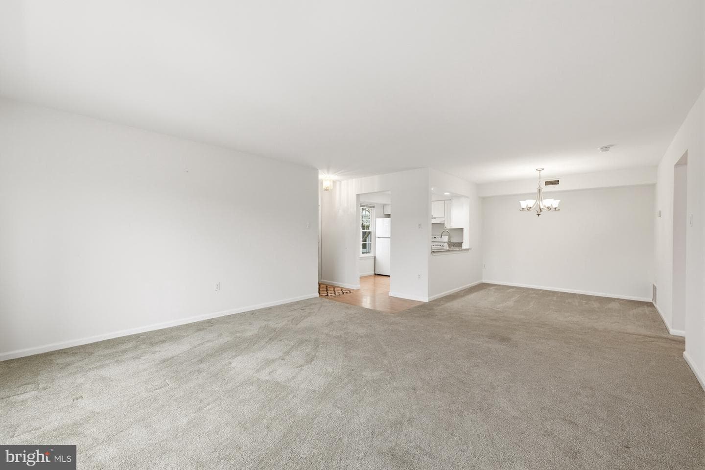 301 Society Place photo 7
