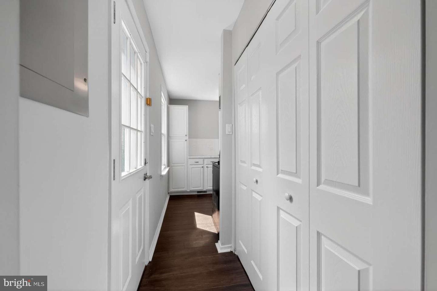 916 Stephen Avenue photo 34