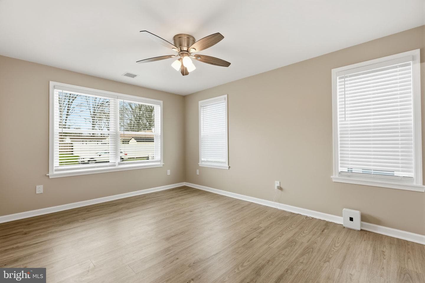 68 Tapered Oak Lane photo 13