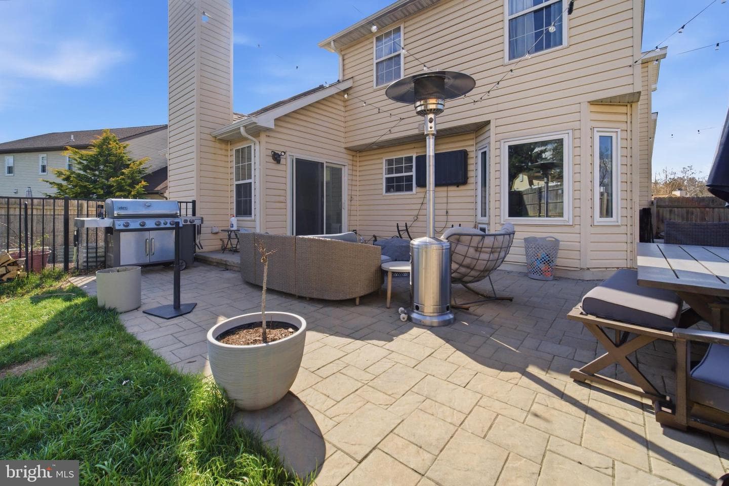 2233 Apple Way photo 27