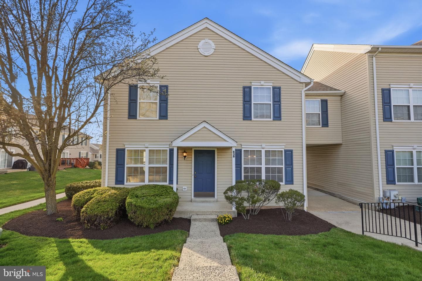 838 Purple Martin Court photo 1
