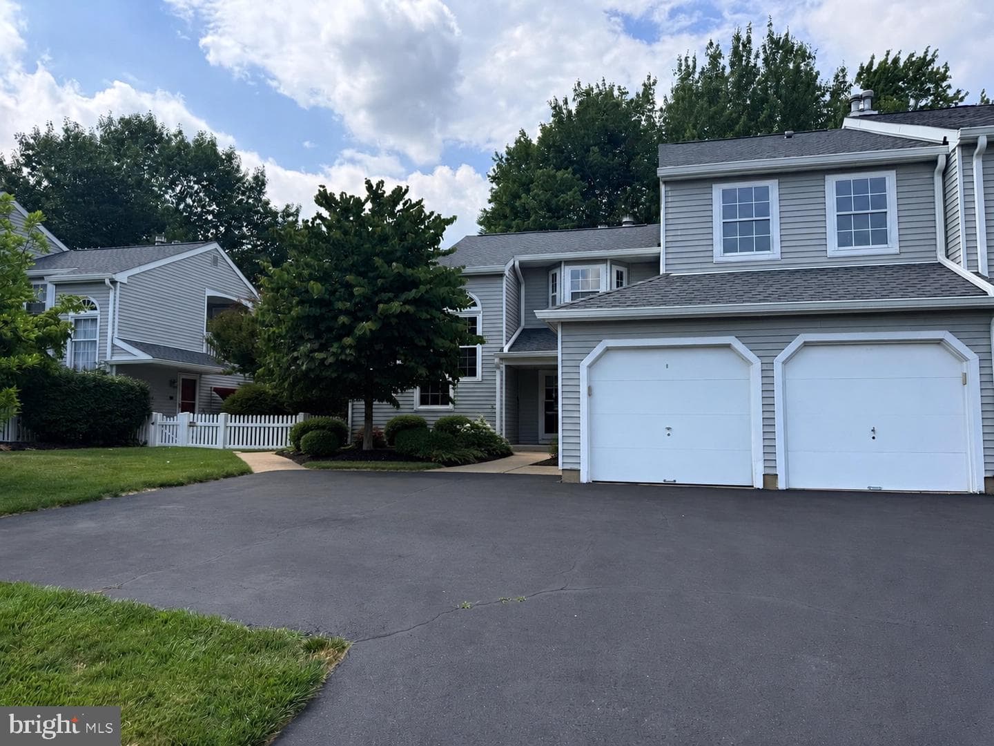 648 Rose Hollow Drive #648b, Yardley