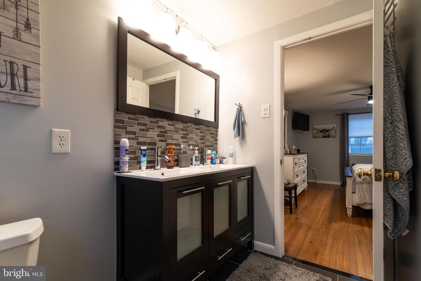 253 Kent Road photo 24
