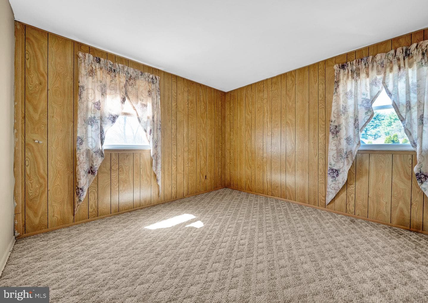 2533 Skyview photo 39