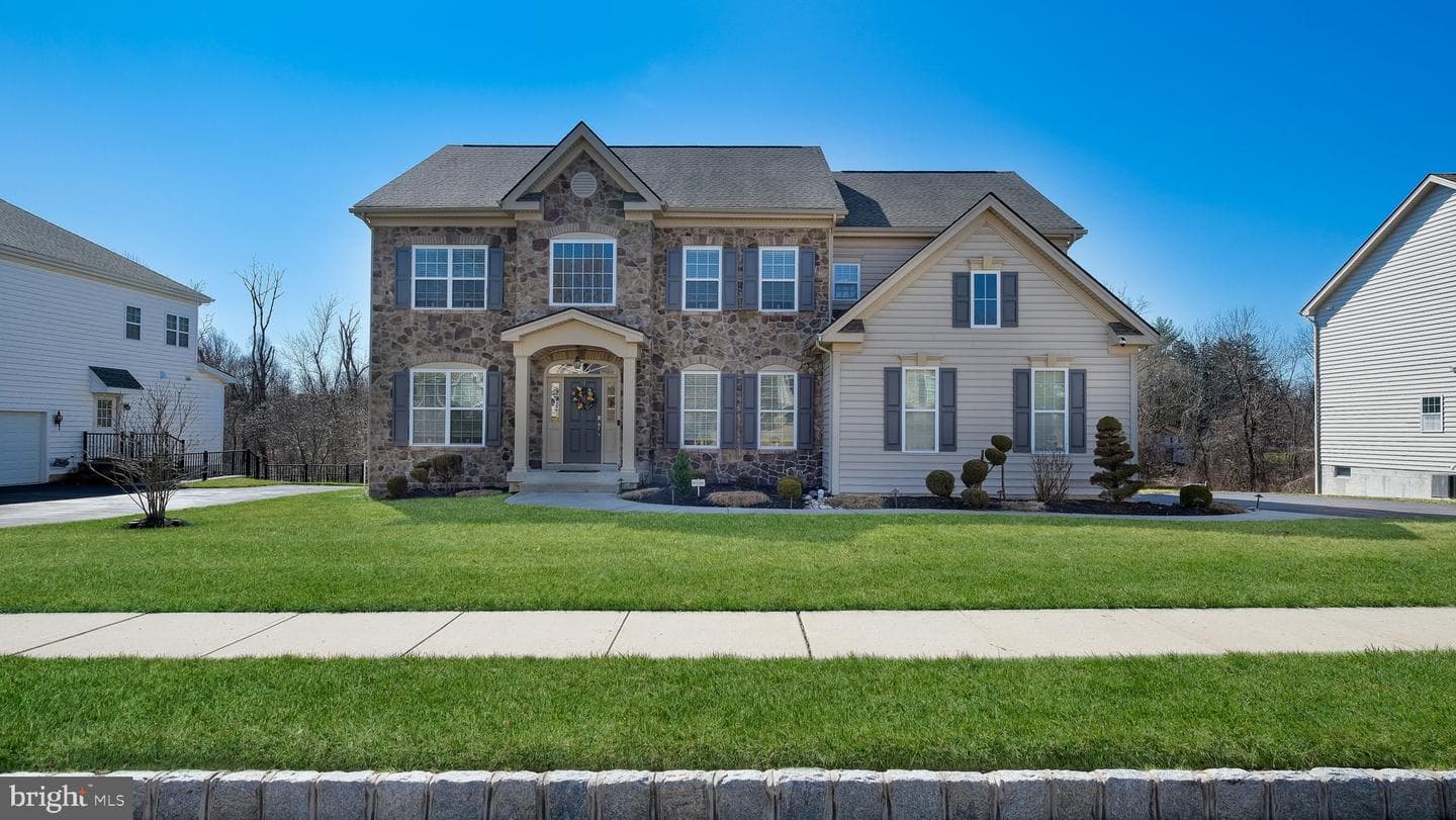 19 Beechwood Boulevard photo 1