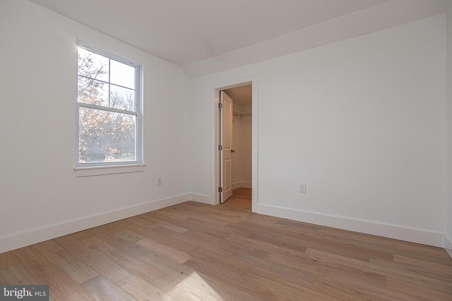 1434 River Road photo 15