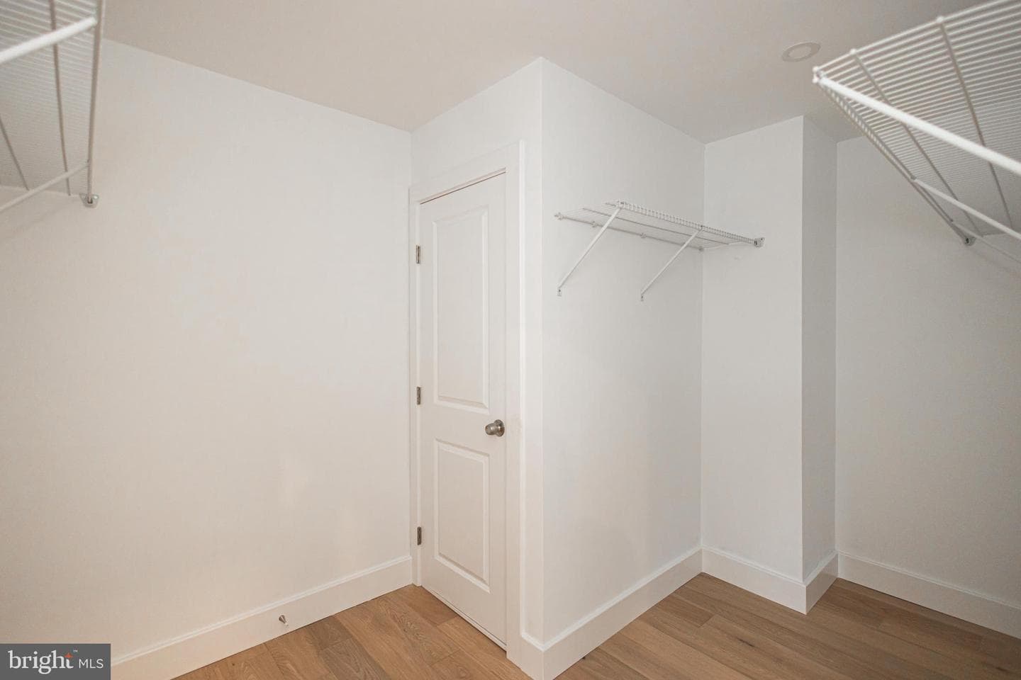 1434 River Road photo 21