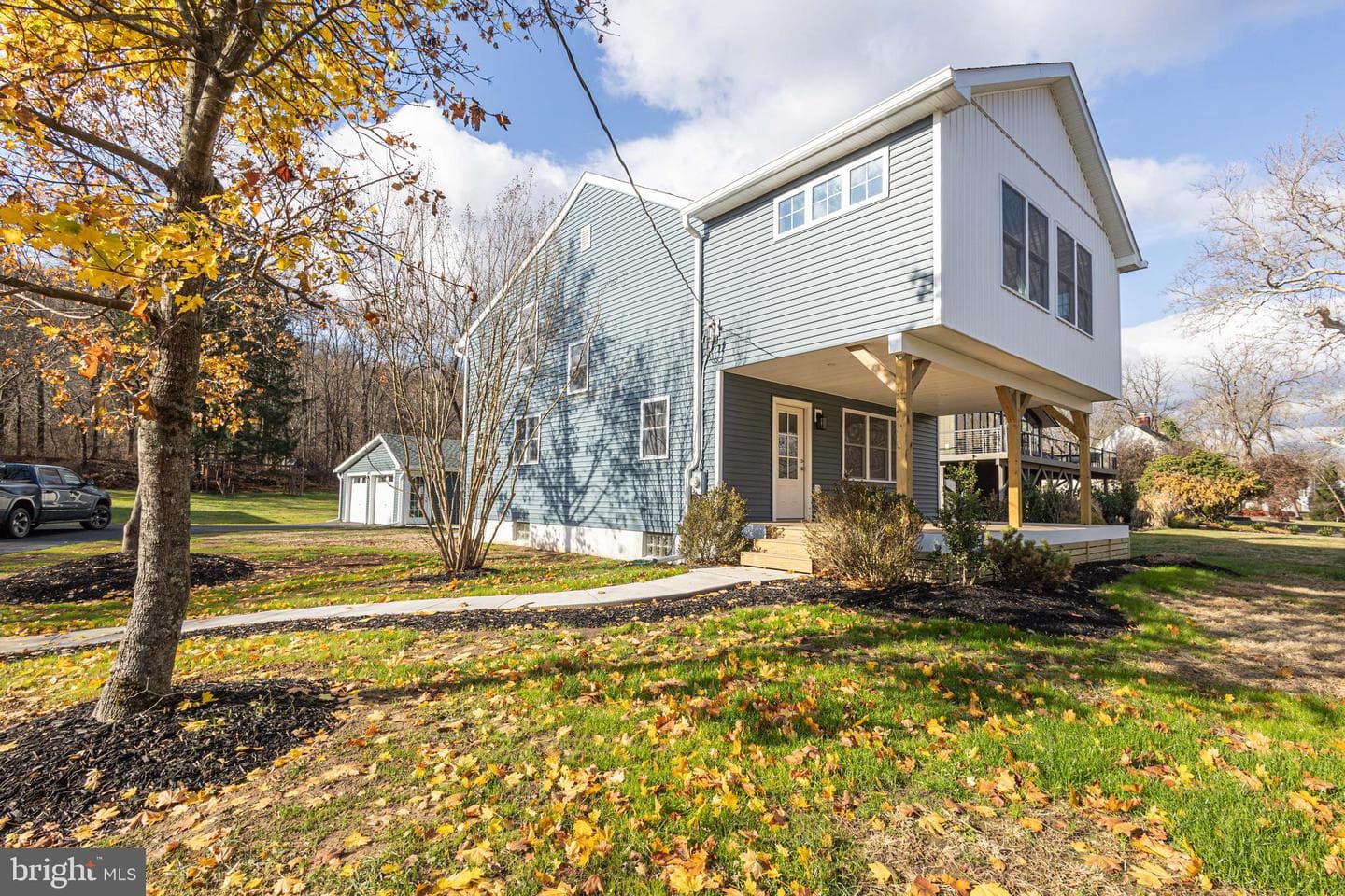 1434 River Road photo 27