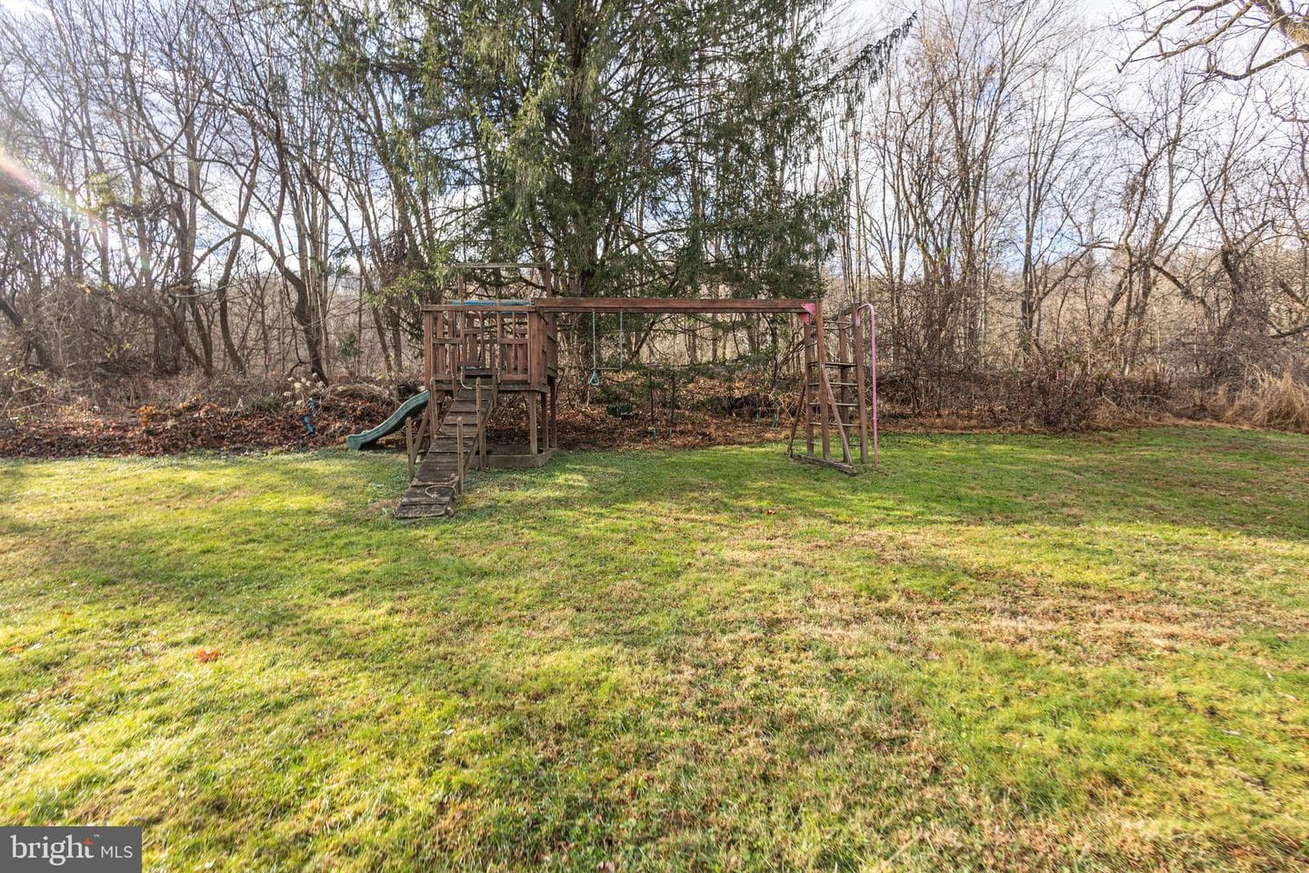 1434 River Road photo 29
