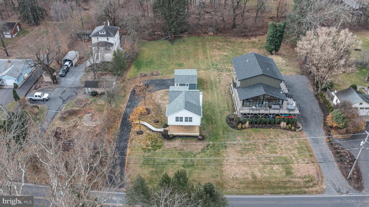 1434 River Road photo 31
