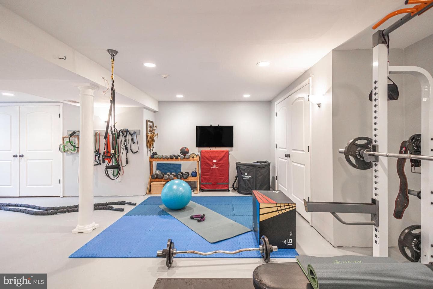 106 Spencer Road photo 35