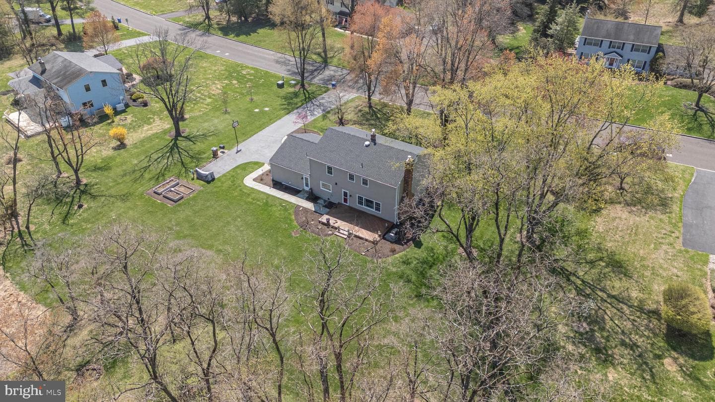 106 Spencer Road photo 48