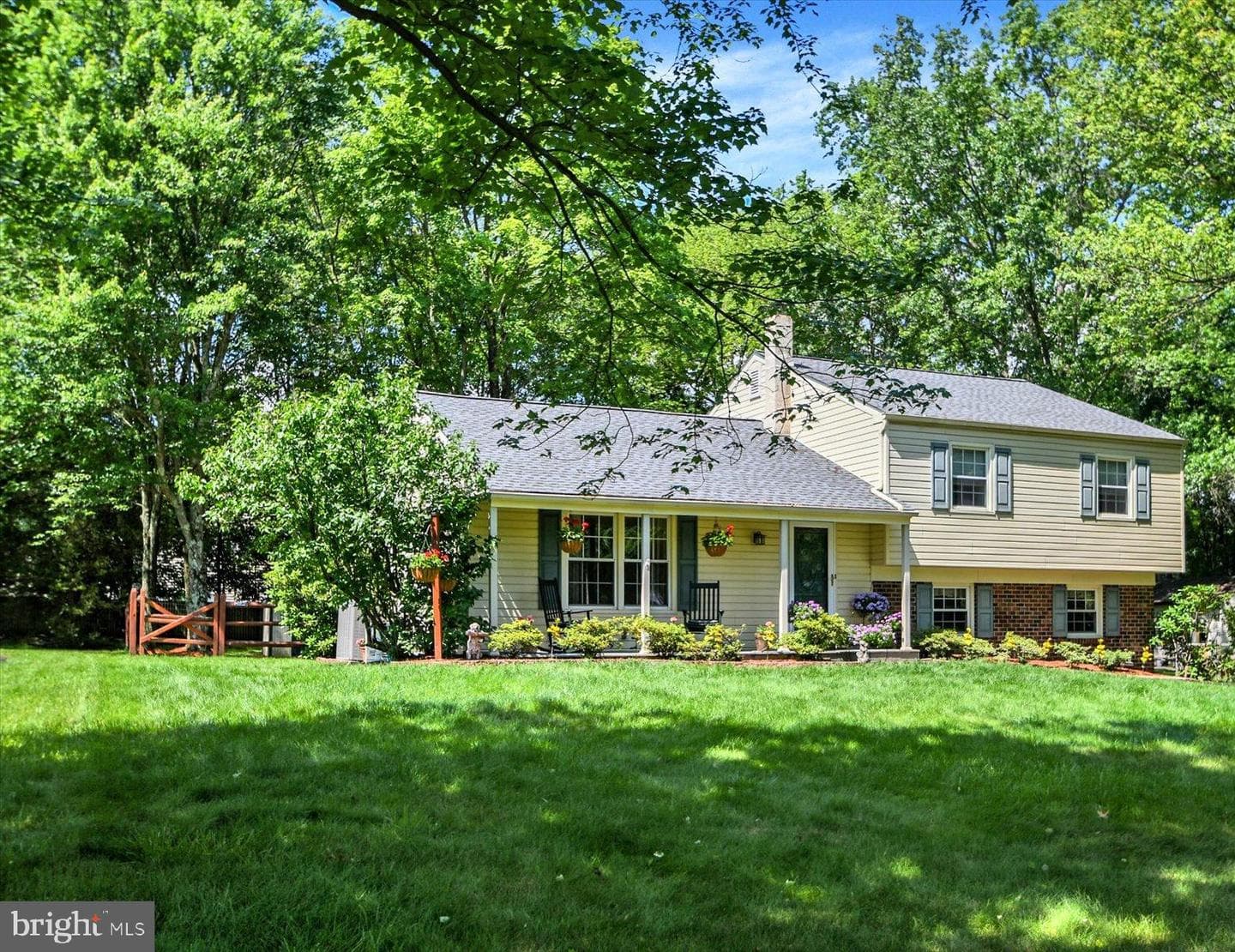 106 Gertrude Drive photo 6
