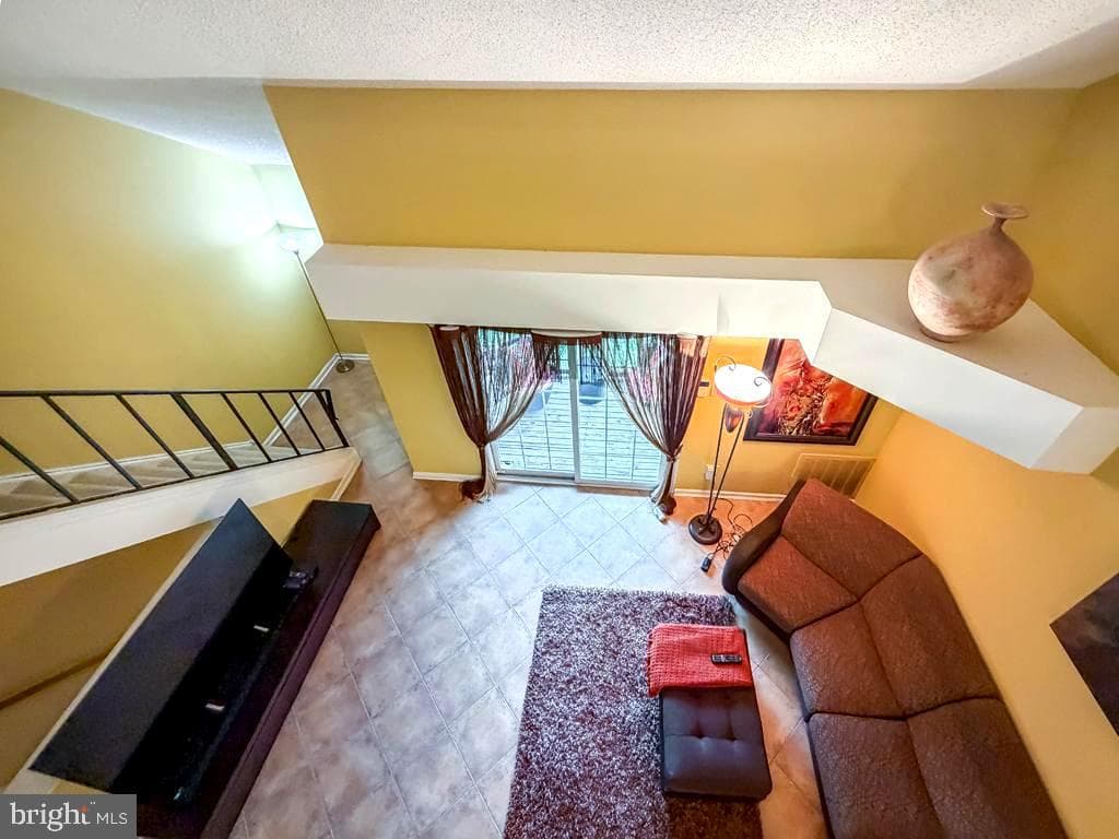 4016 Barry Court photo 12