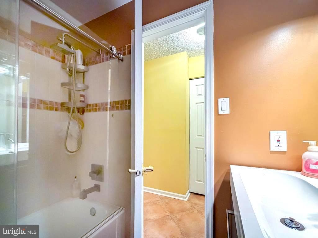 4016 Barry Court photo 30