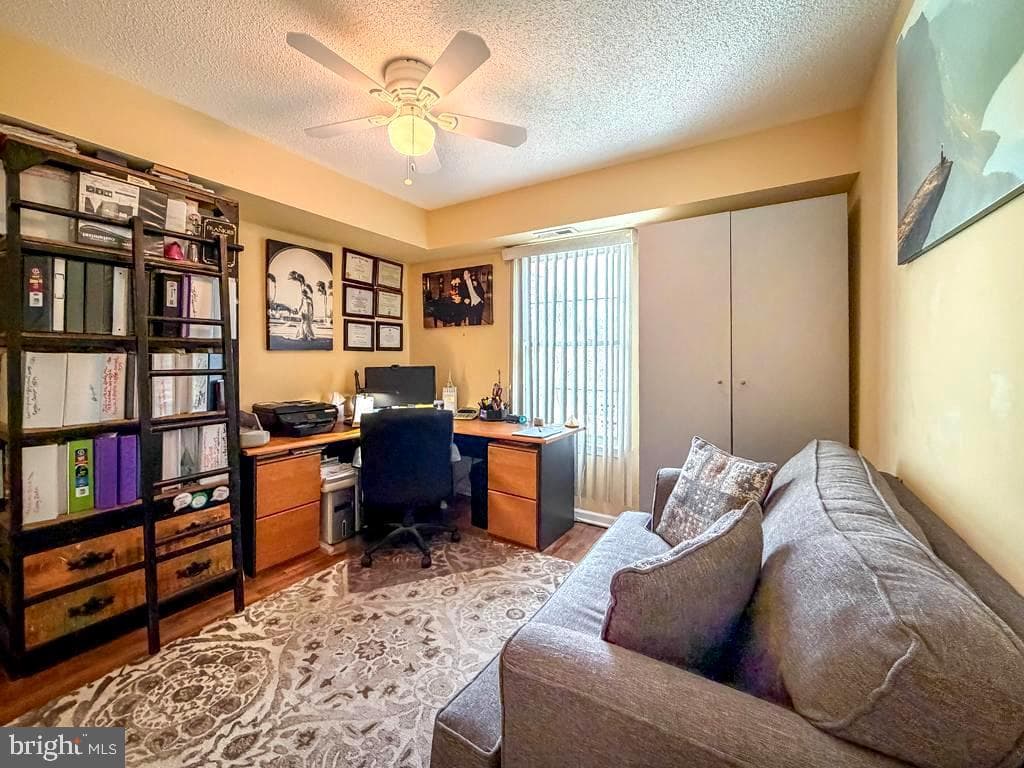 4016 Barry Court photo 31