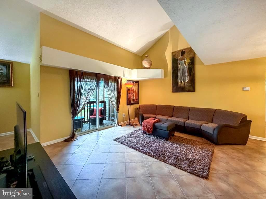 4016 Barry Court photo 7