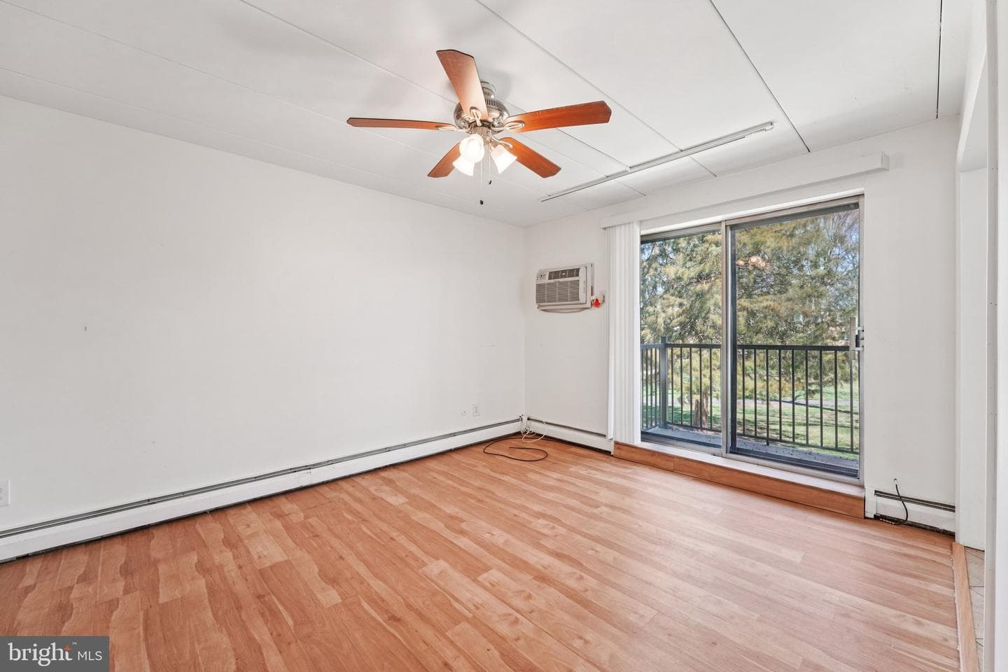 1575 W Street Road #327 photo 12