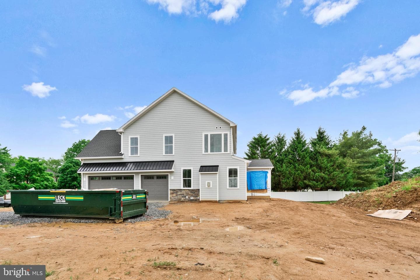 1055 Garey Drive photo 4
