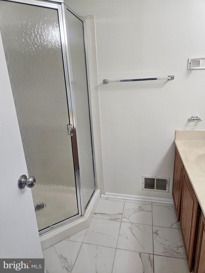 302 Independence Drive photo 13