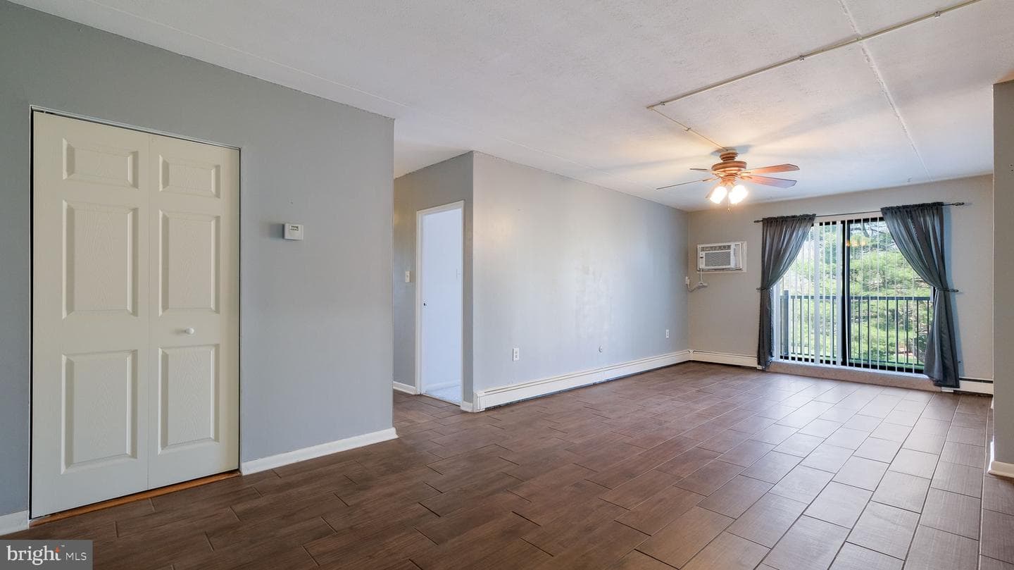 1575 W Street Road #537 photo 6