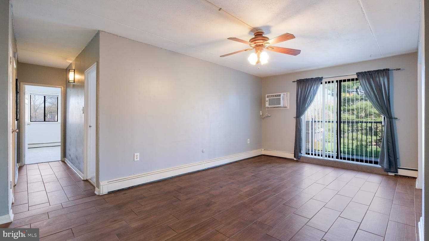 1575 W Street Road #537 photo 7
