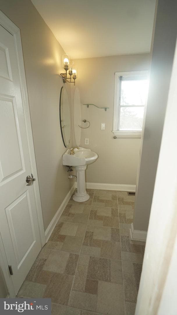 215 Durham Court photo 16