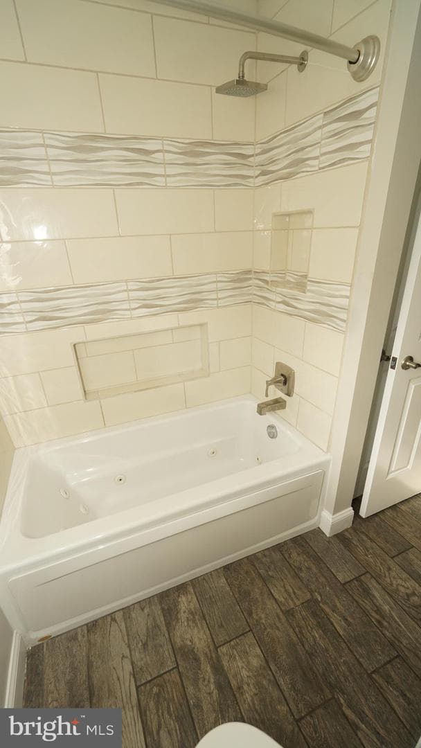 215 Durham Court photo 30